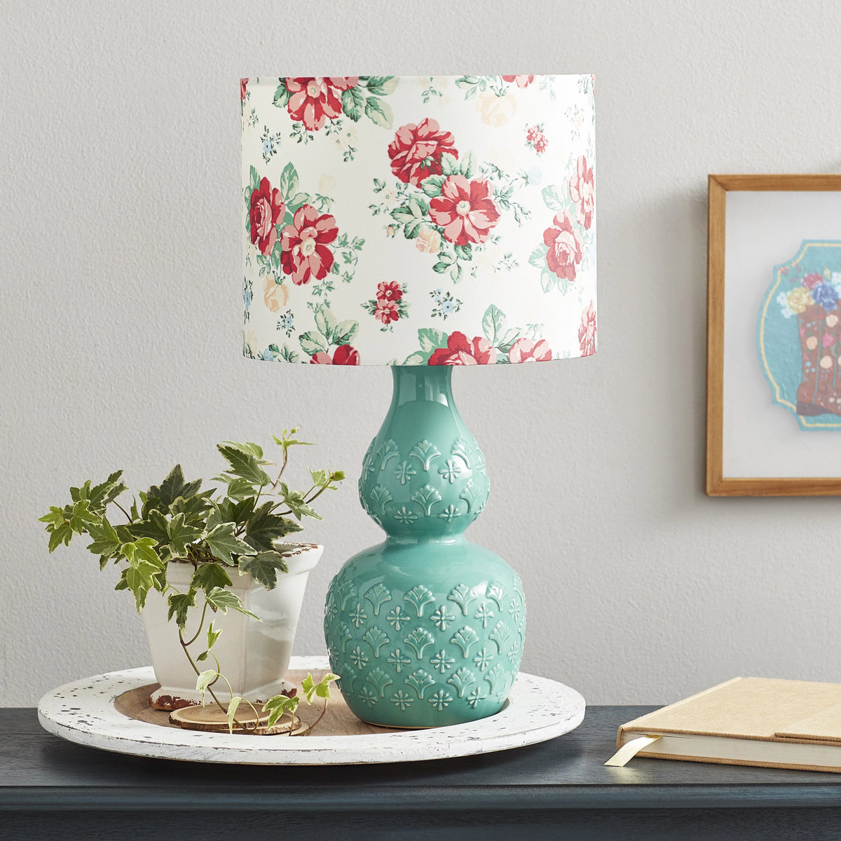 Vintage Floral Table Lamp N401