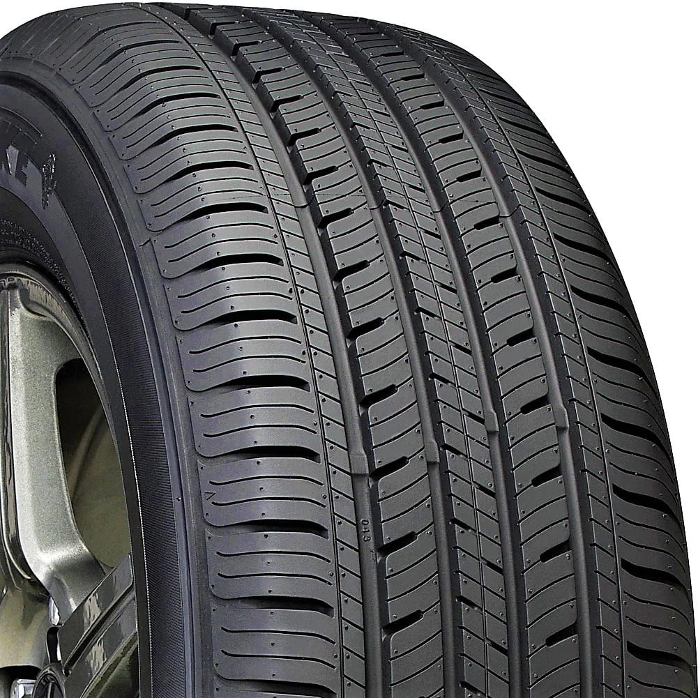 All Season Tire Q882146