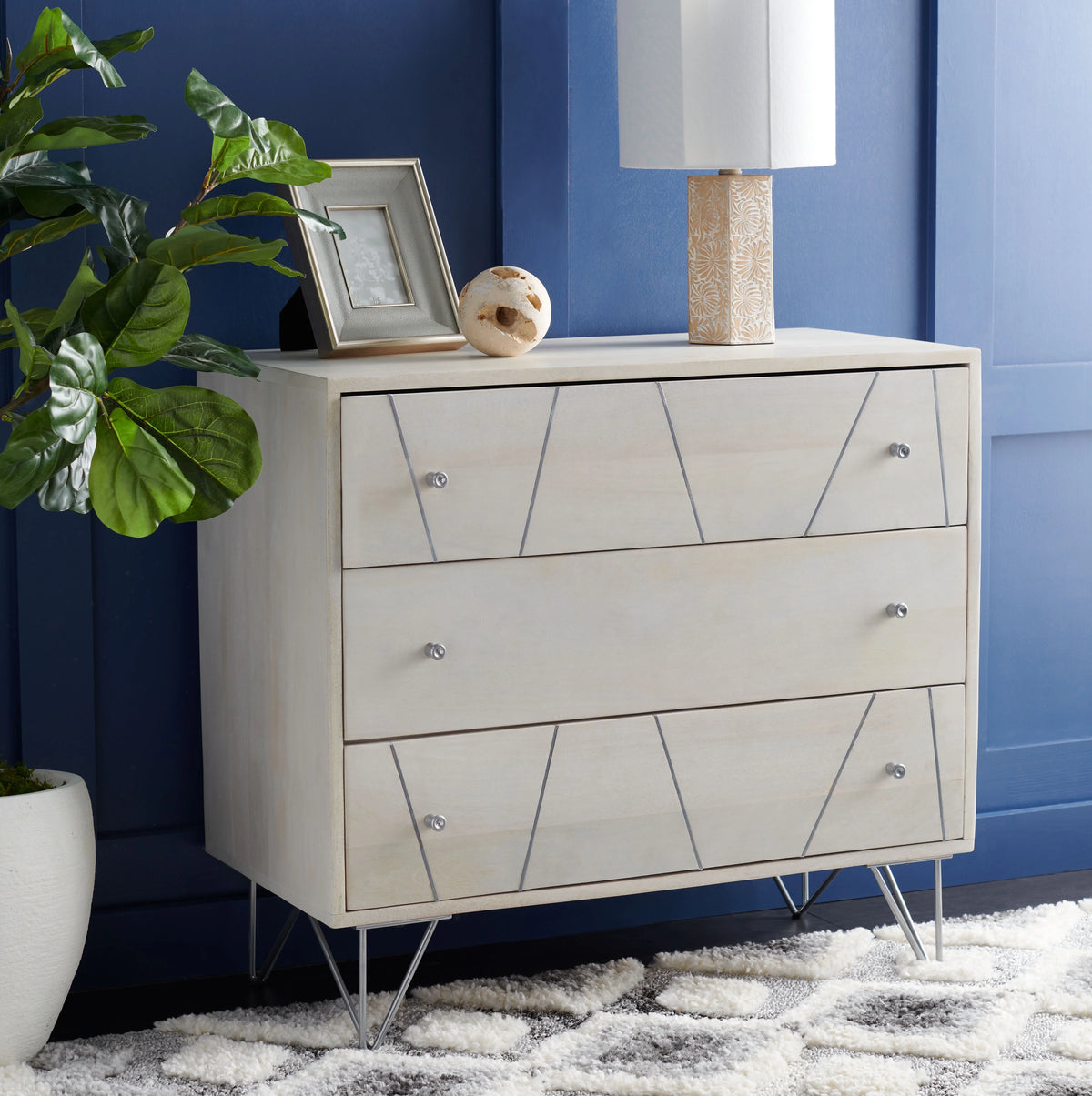 Grey White Washed 3 Drawer Dresser S372