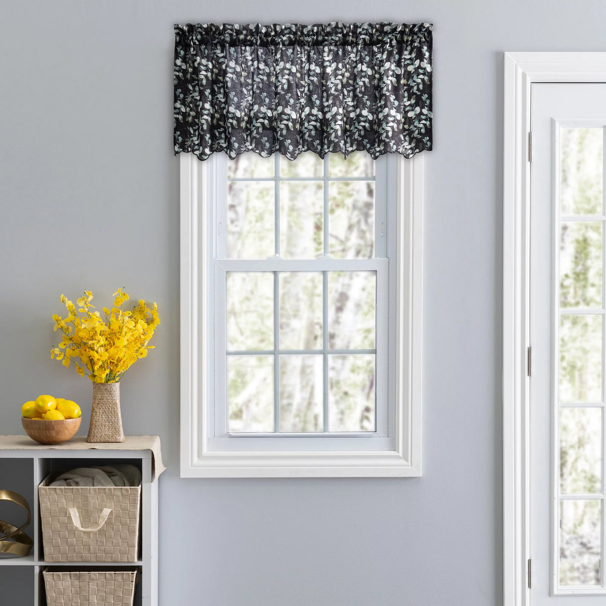 Black Rod Pocket Valance F4418