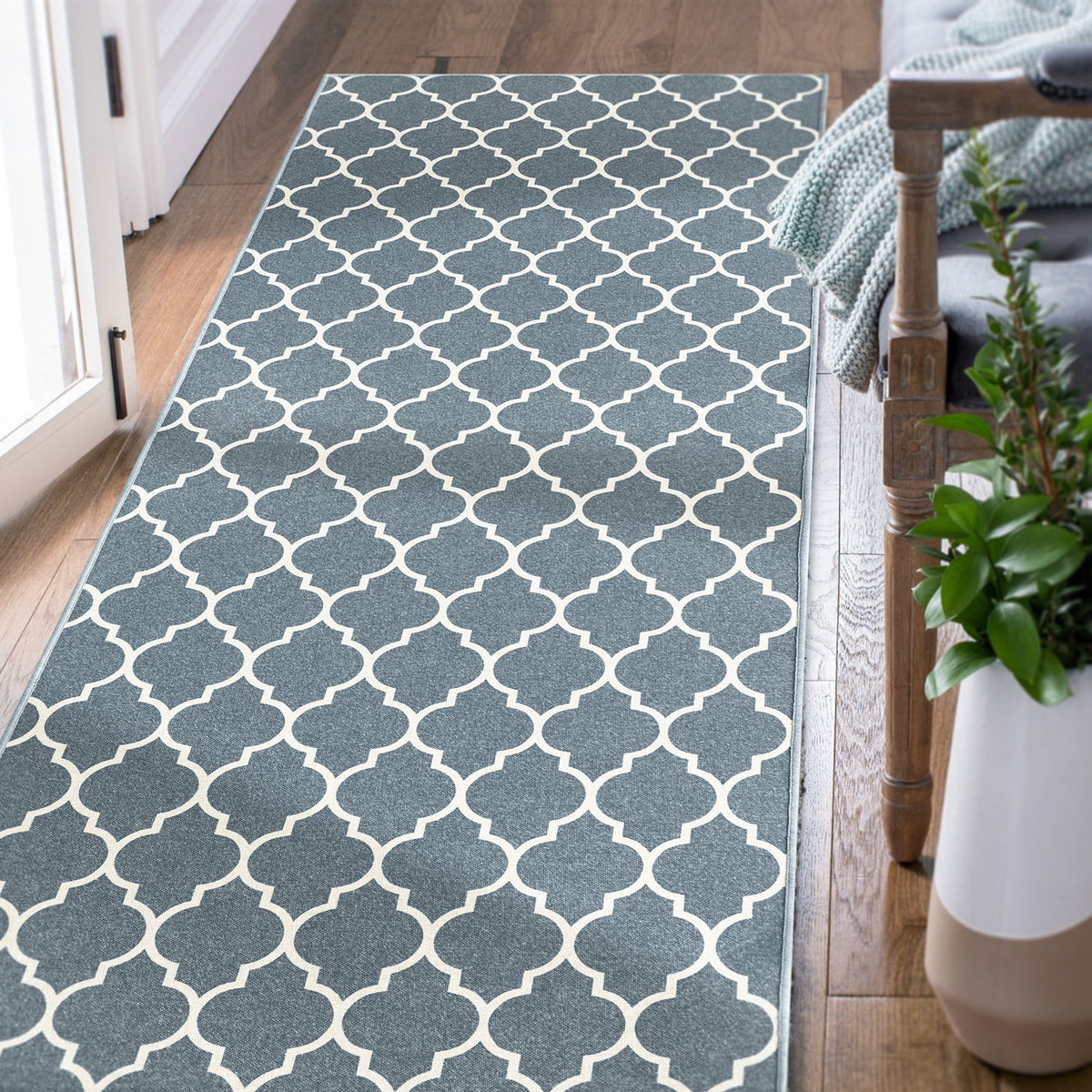 2x7 Washable Non Slip Moroccan Floral Print Runner Rug N282267