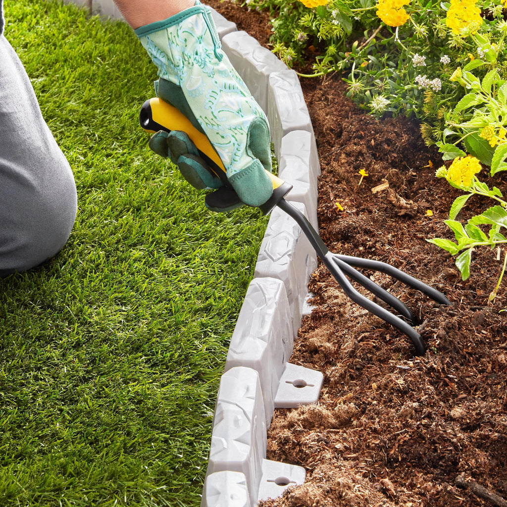 Faux Stone No-Dig Landscape Edging 10-ft. Plastic Gray E782889